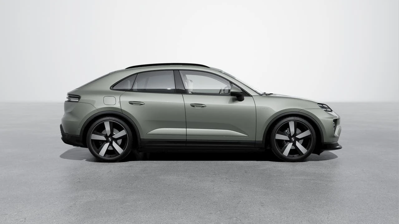 2026 Porsche Macan Electric - Image 6 of 10