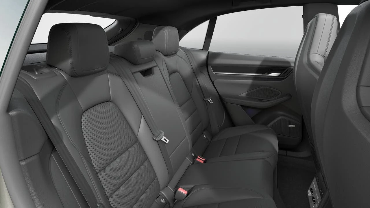 2026 Porsche Macan Electric - Image 13 of 14