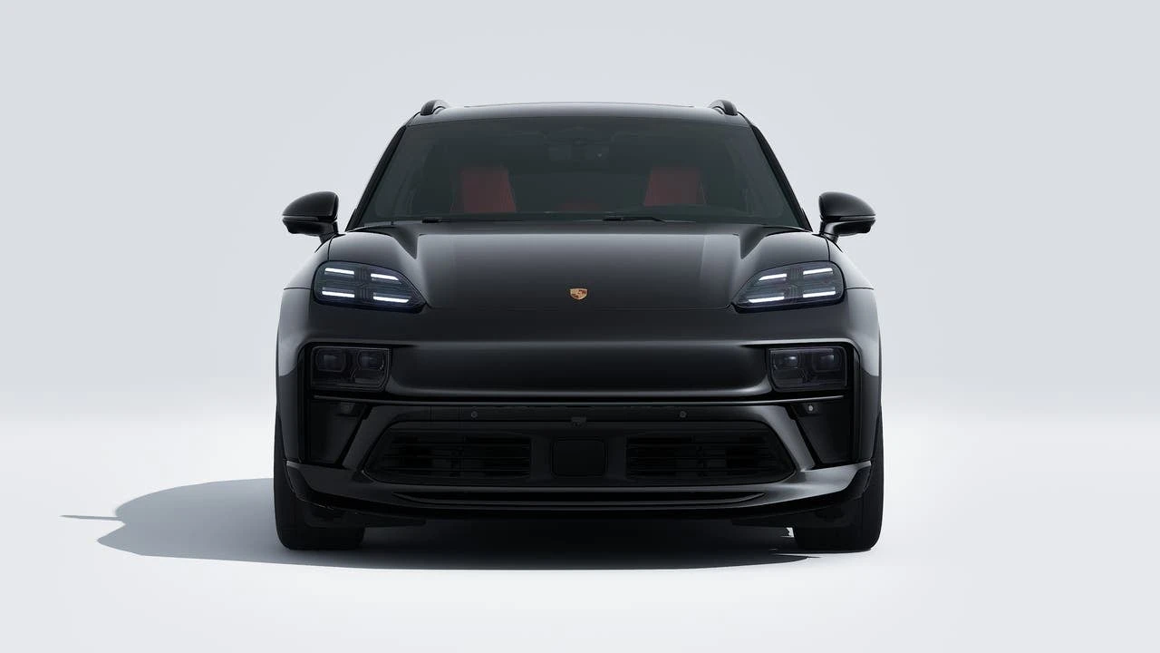 2026 Porsche Macan GTS - Image 8 of 14