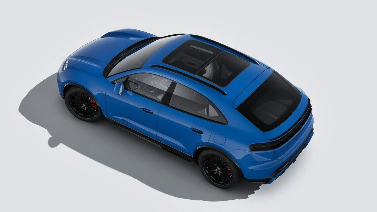 2026 Porsche Macan GTS - Image 4 of 10
