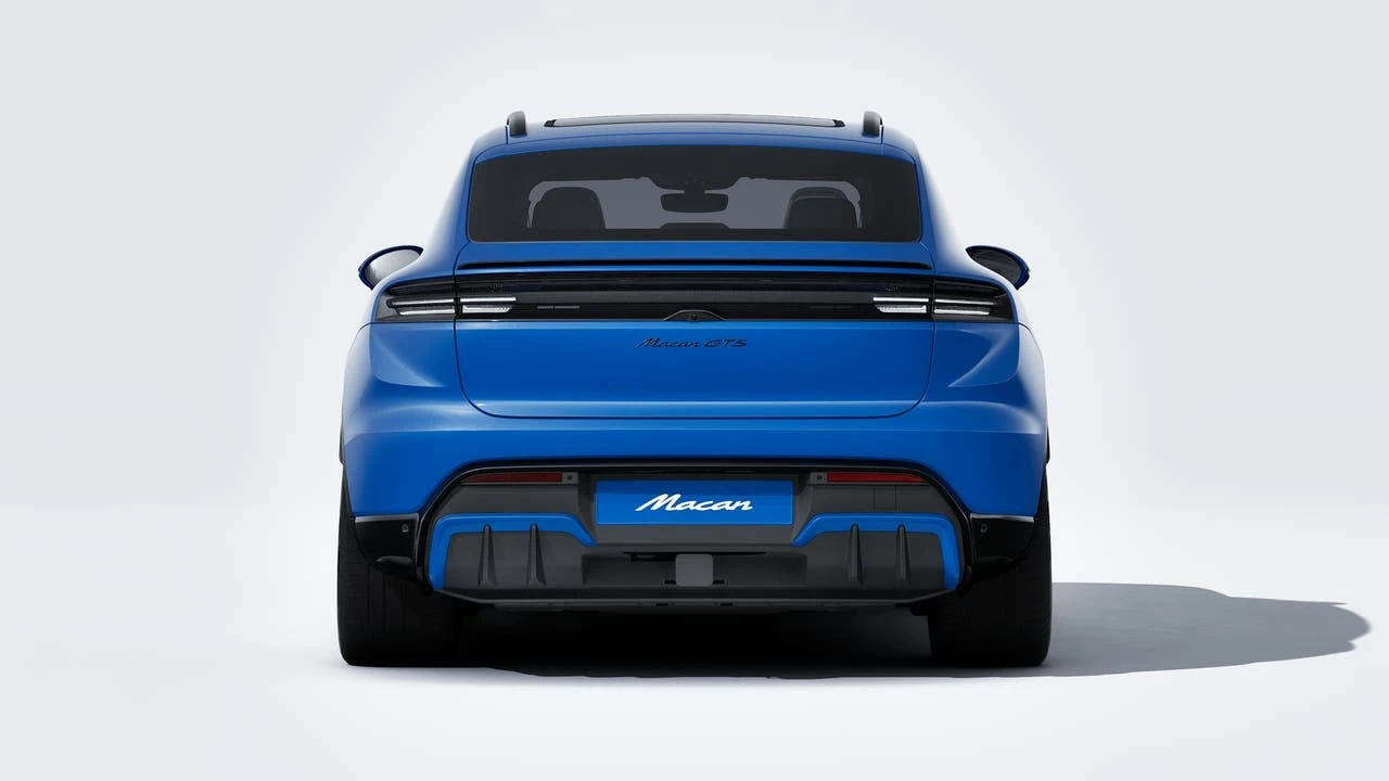 2026 Porsche Macan GTS - Image 7 of 10