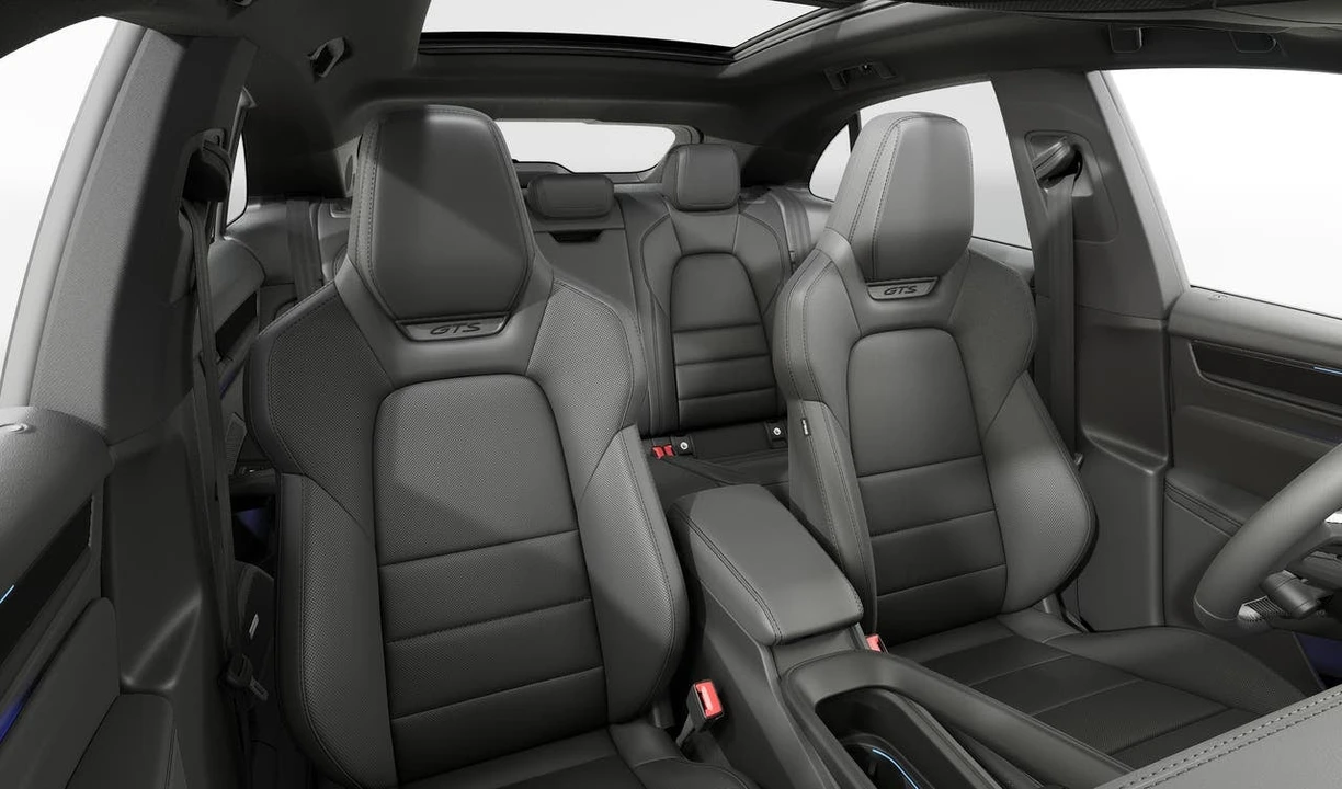 2026 Porsche Macan GTS - Image 12 of 14