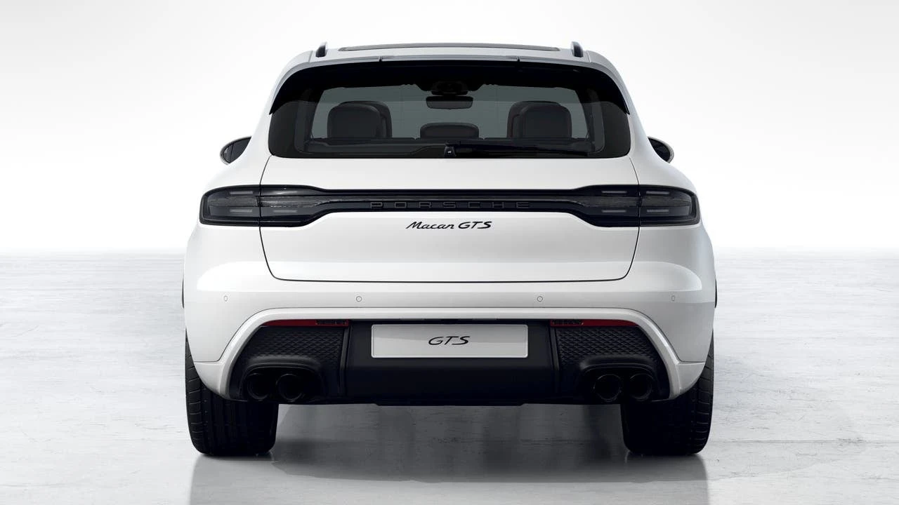 2026 Porsche Macan GTS - Image 7 of 10