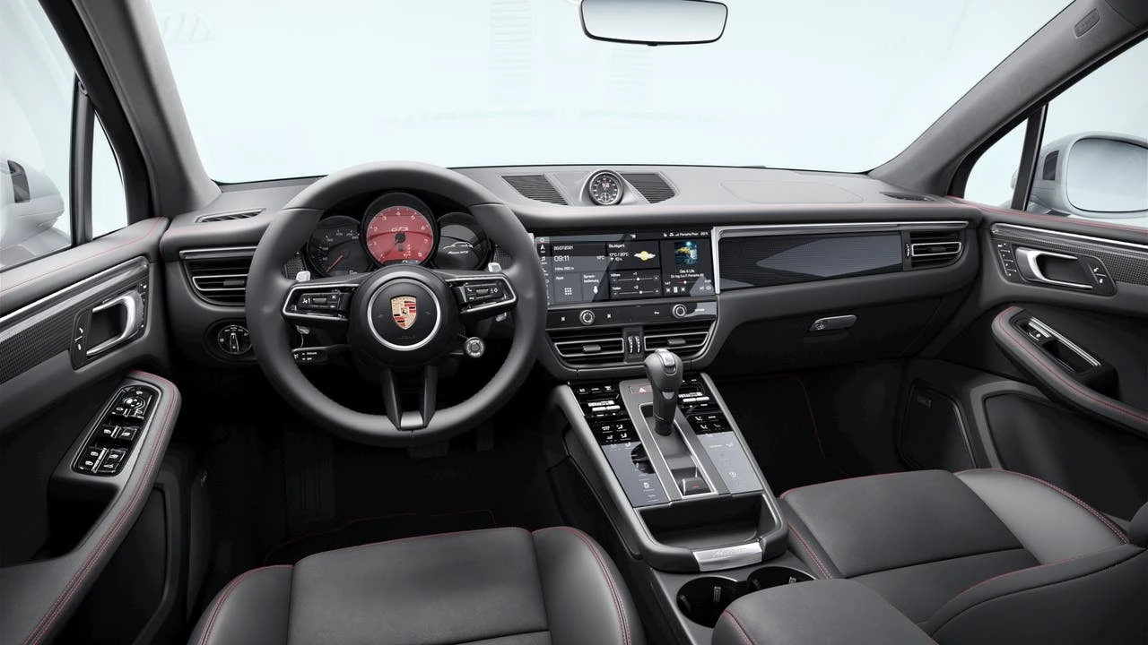 2026 Porsche Macan GTS - Image 9 of 10