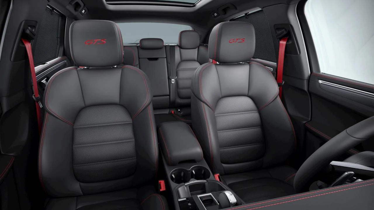2026 Porsche Macan GTS - Image 10 of 10