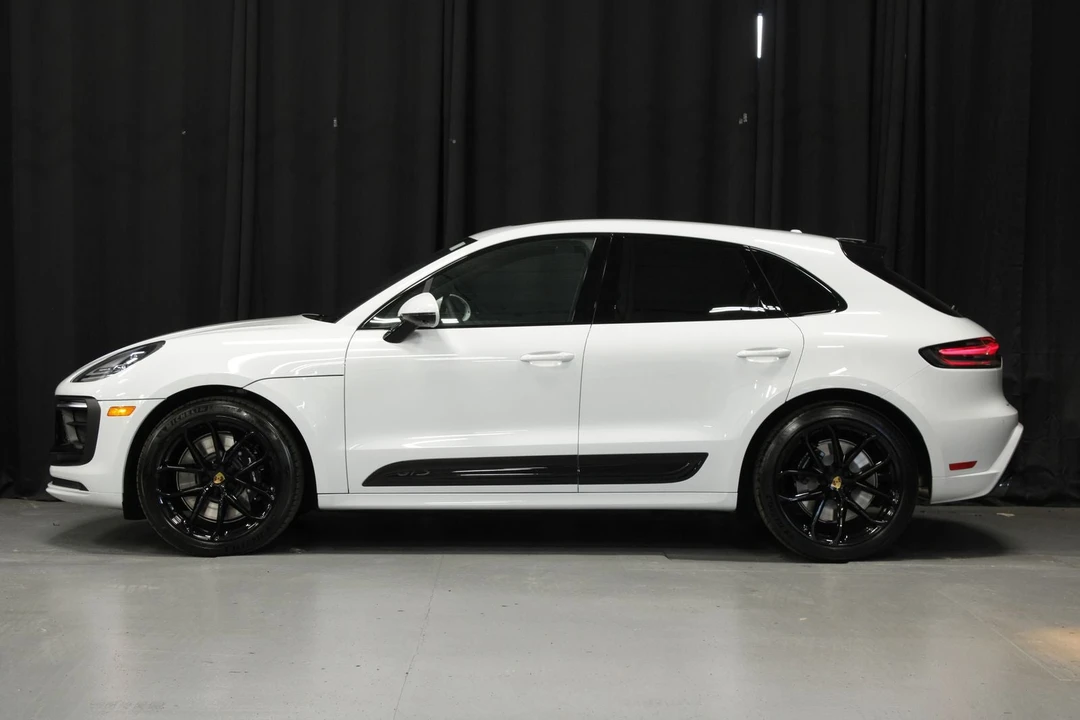 2026 Porsche Macan GTS - Image 2 of 31