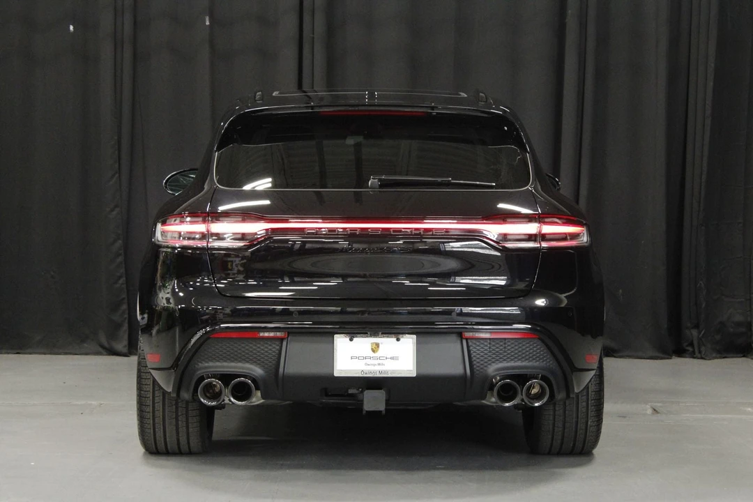 2026 Porsche Macan GTS - Image 4 of 31