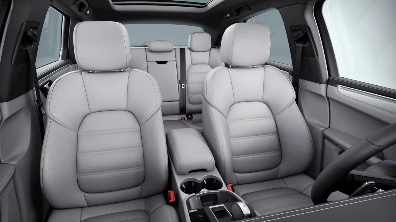 2026 Porsche Macan S - Image 10 of 10