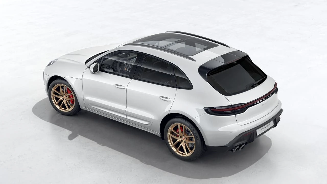2026 Porsche Macan S - Image 4 of 10