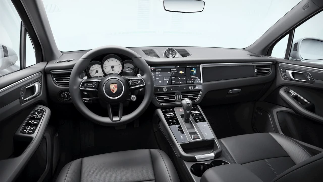 2026 Porsche Macan S - Image 9 of 10