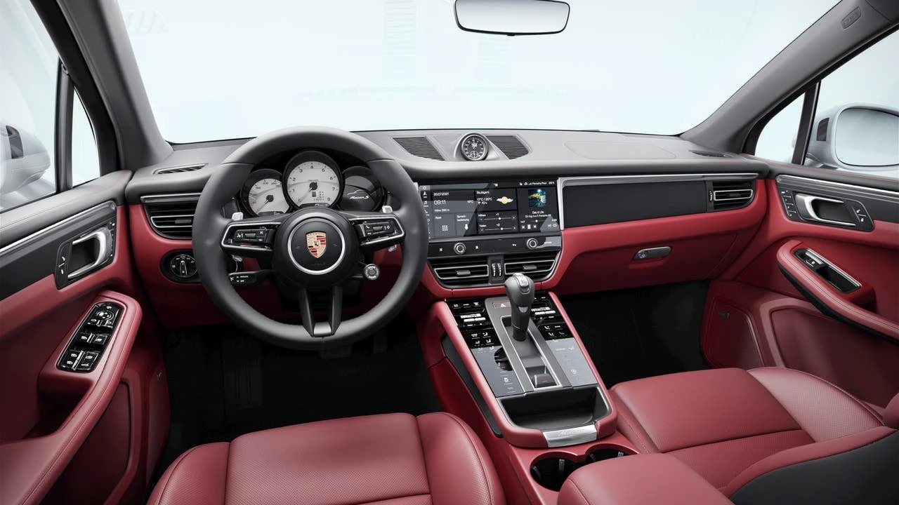 2026 Porsche Macan S - Image 9 of 10