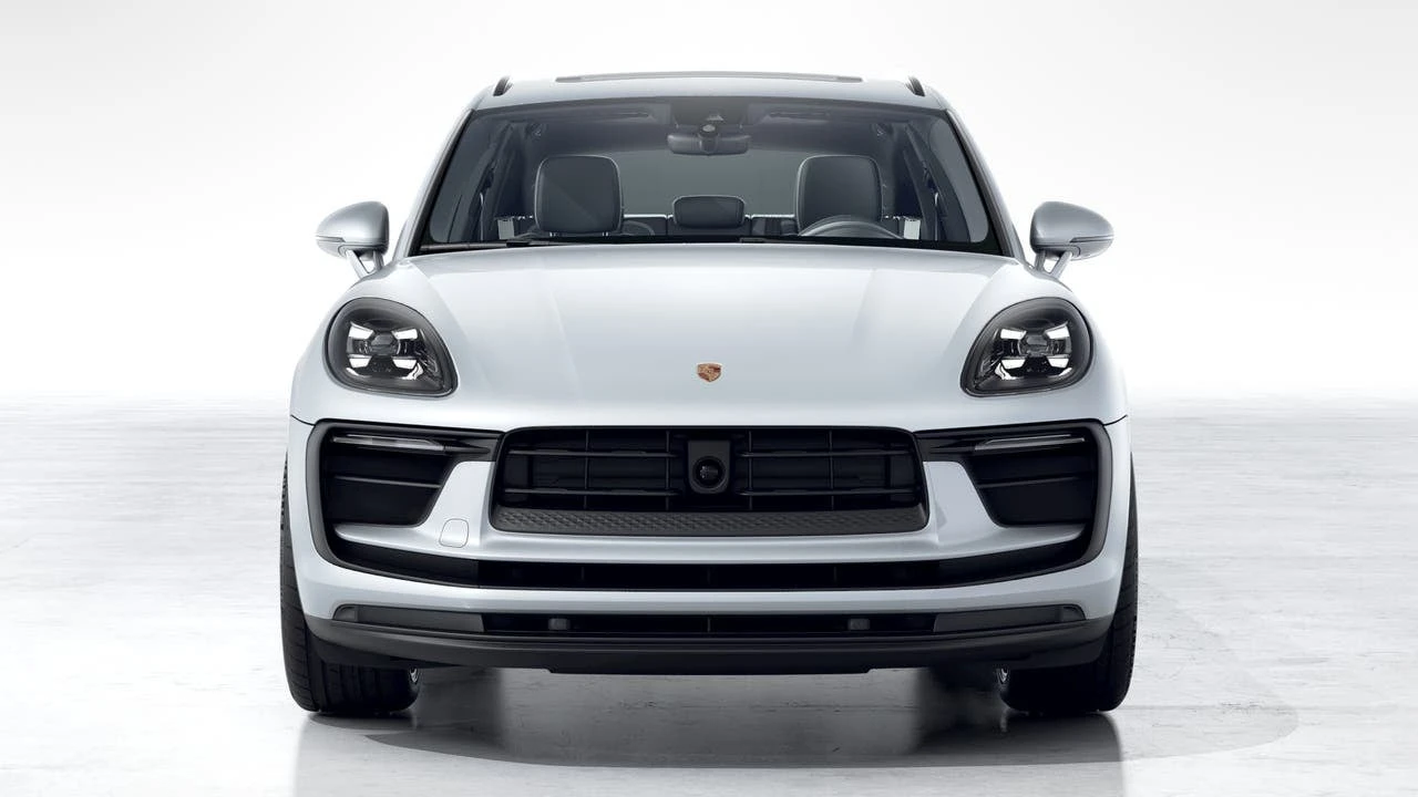 2026 Porsche Macan S - Image 8 of 10