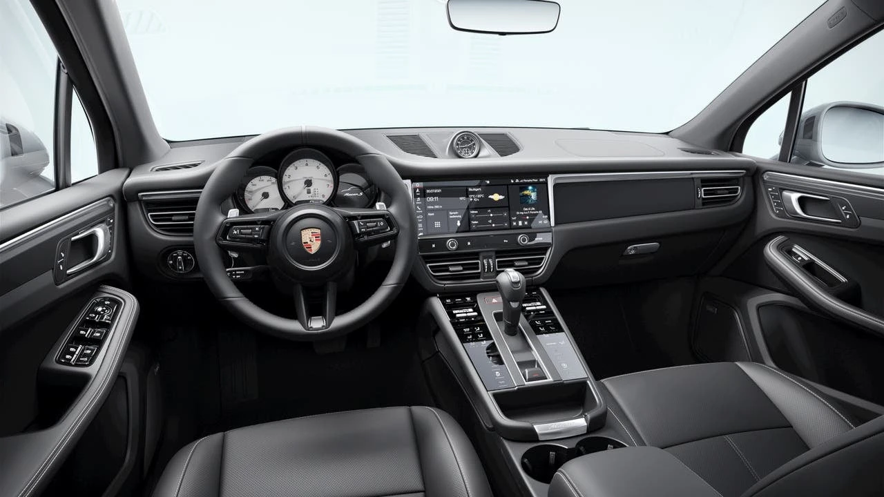 2026 Porsche Macan S - Image 9 of 10