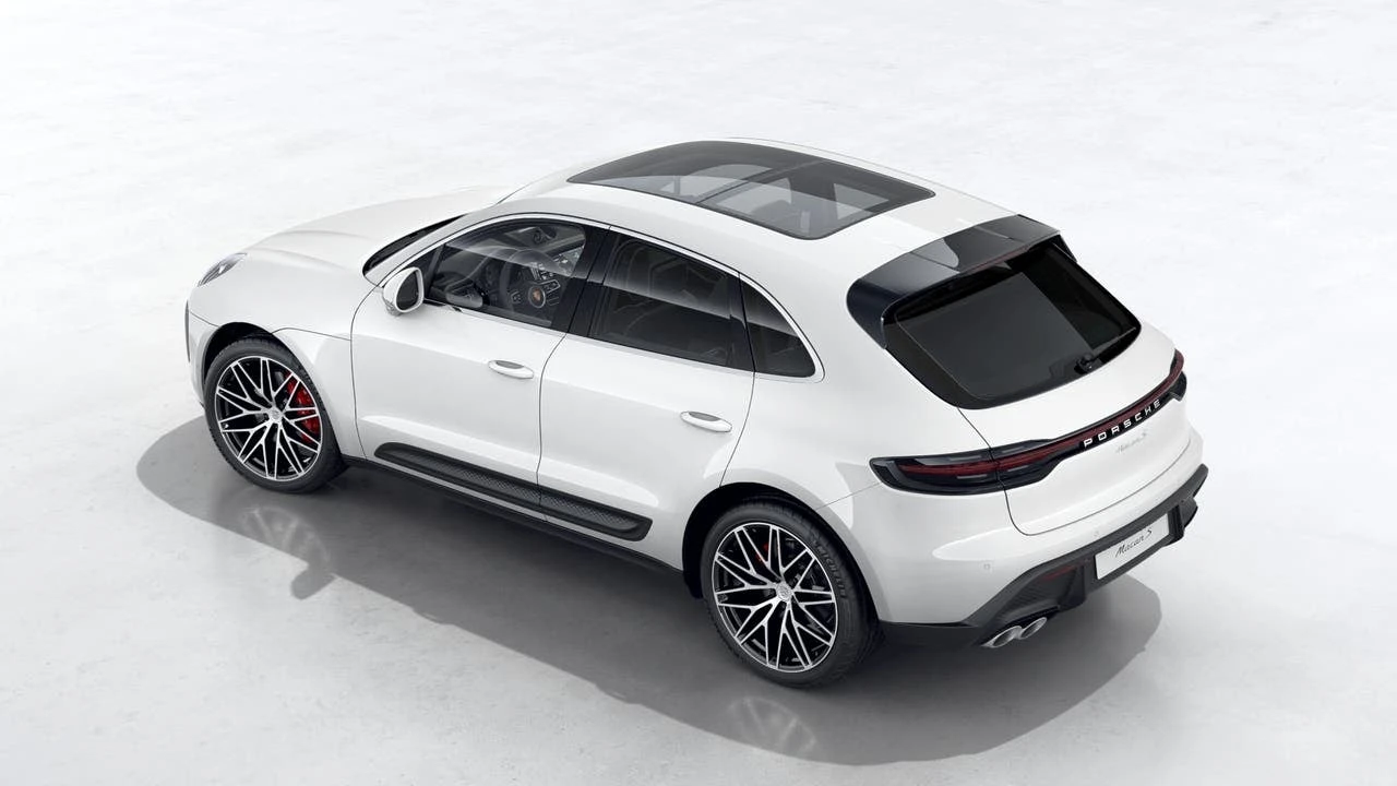 2026 Porsche Macan S - Image 4 of 10