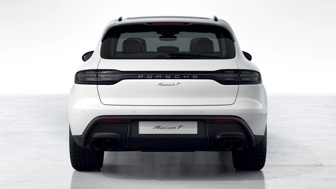 2026 Porsche Macan - Image 7 of 10