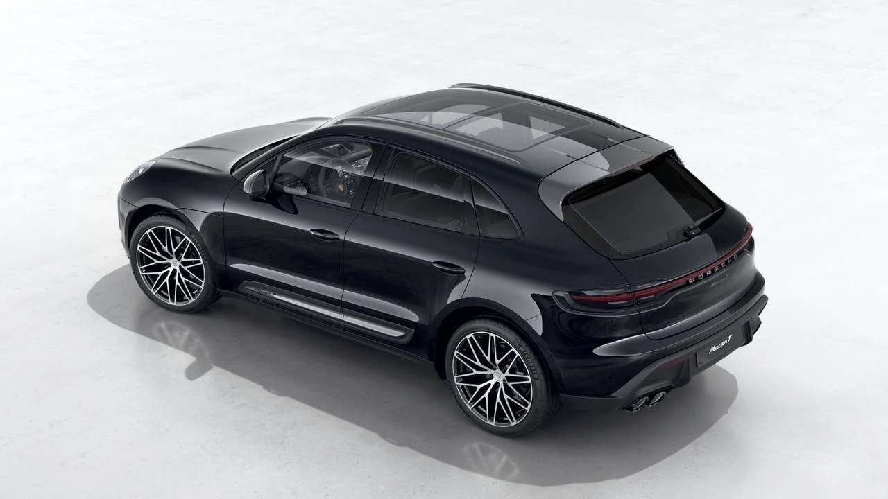 2026 Porsche Macan T - Image 4 of 10