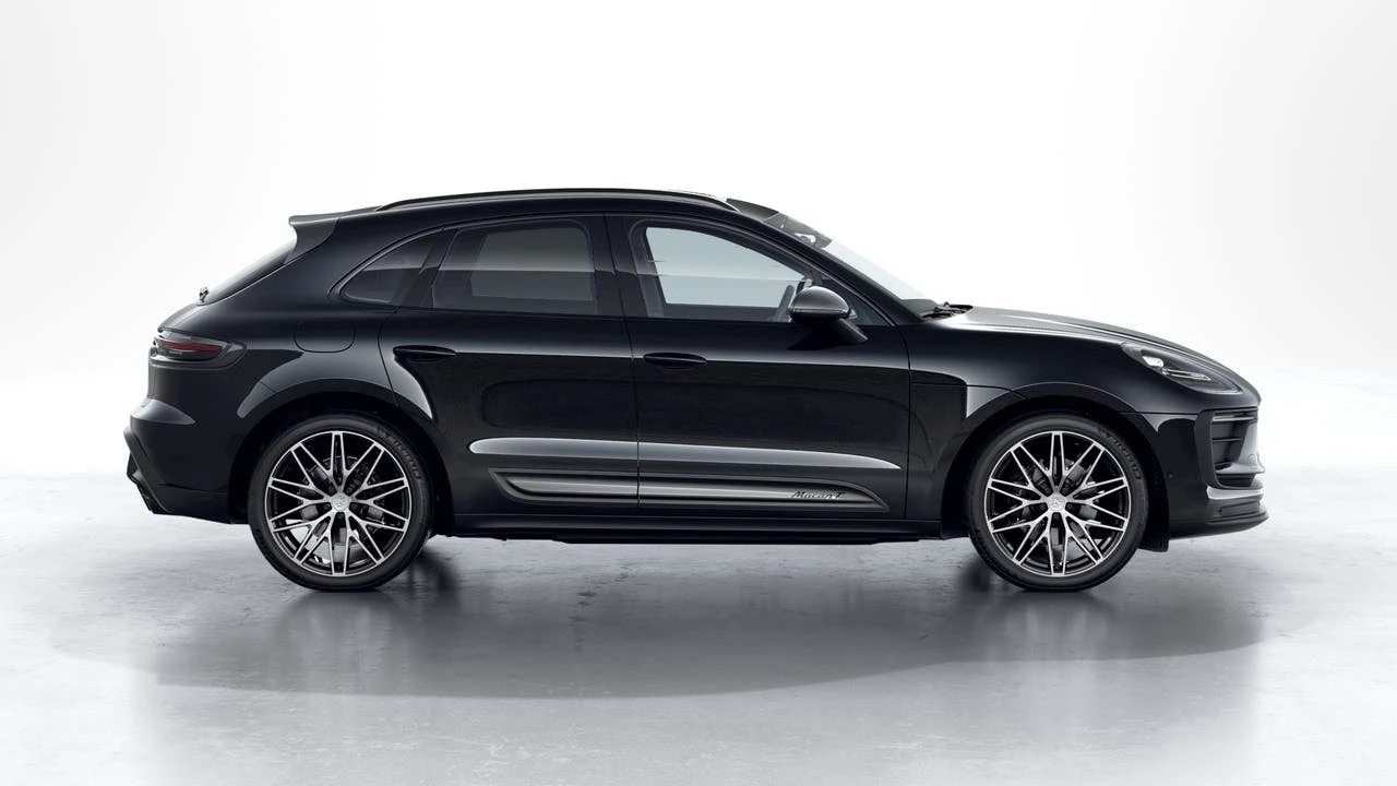 2026 Porsche Macan T - Image 6 of 10