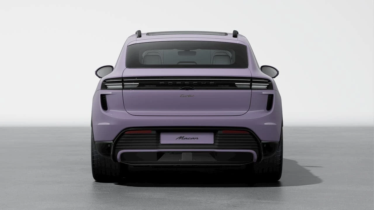 2026 Porsche Macan Electric - Image 7 of 10