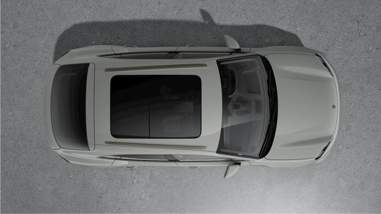 2026 Porsche Macan Electric - Image 5 of 10
