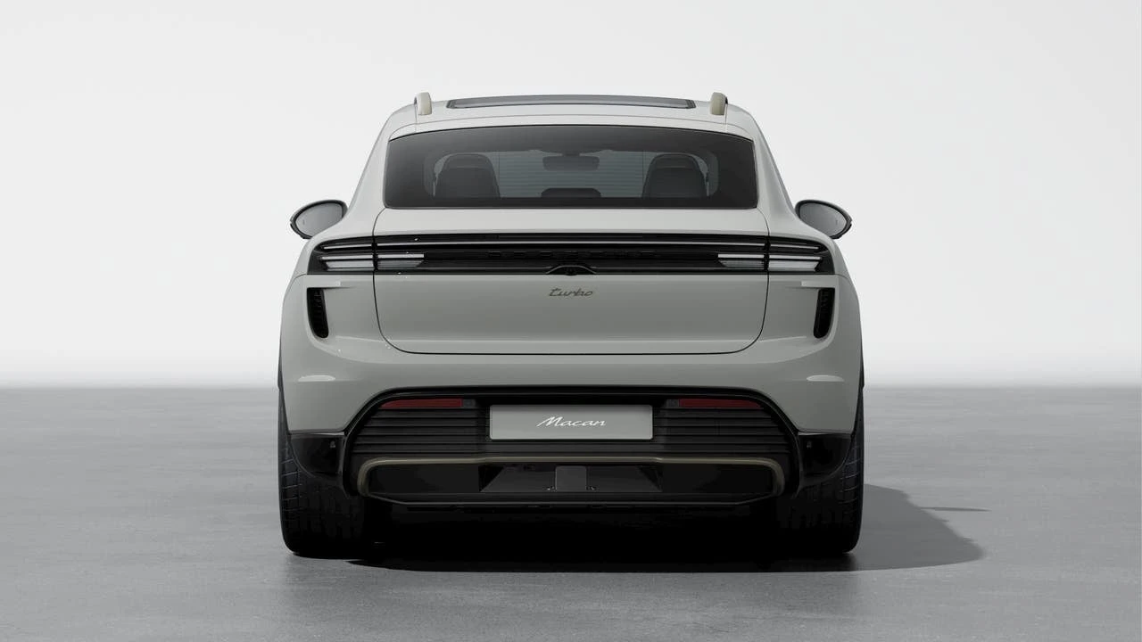 2026 Porsche Macan Electric - Image 7 of 10