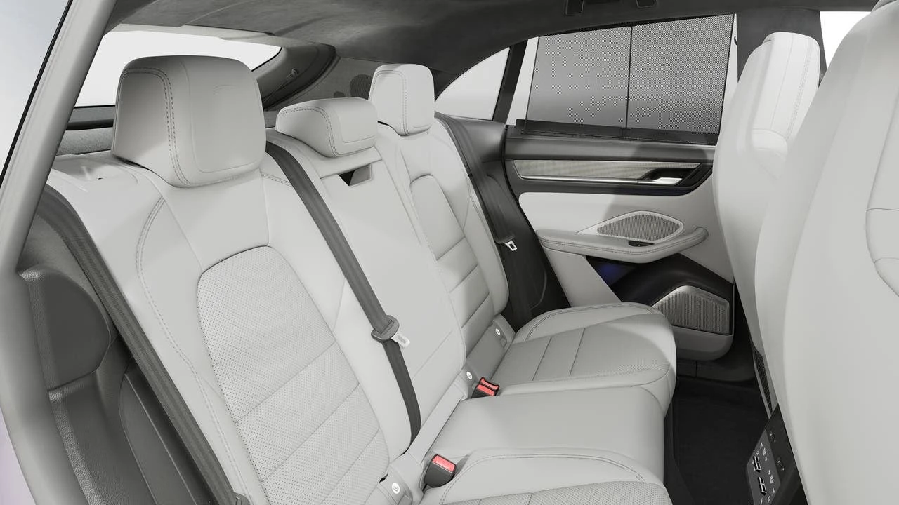 2026 Porsche Macan Electric - Image 13 of 14