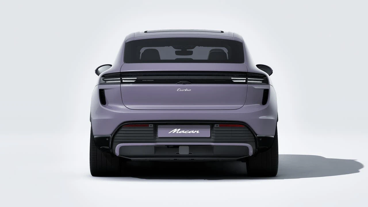 2026 Porsche Macan Electric - Image 7 of 14