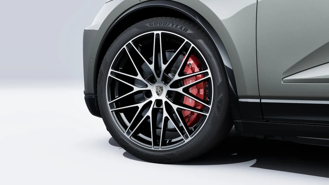 2026 Porsche Macan Electric - Image 10 of 14