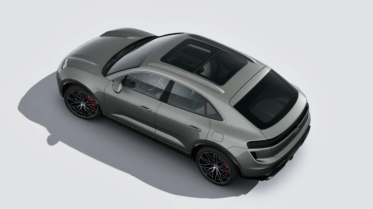 2026 Porsche Macan Electric - Image 4 of 14