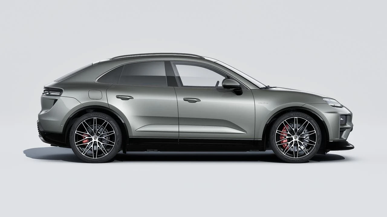 2026 Porsche Macan Electric - Image 6 of 14