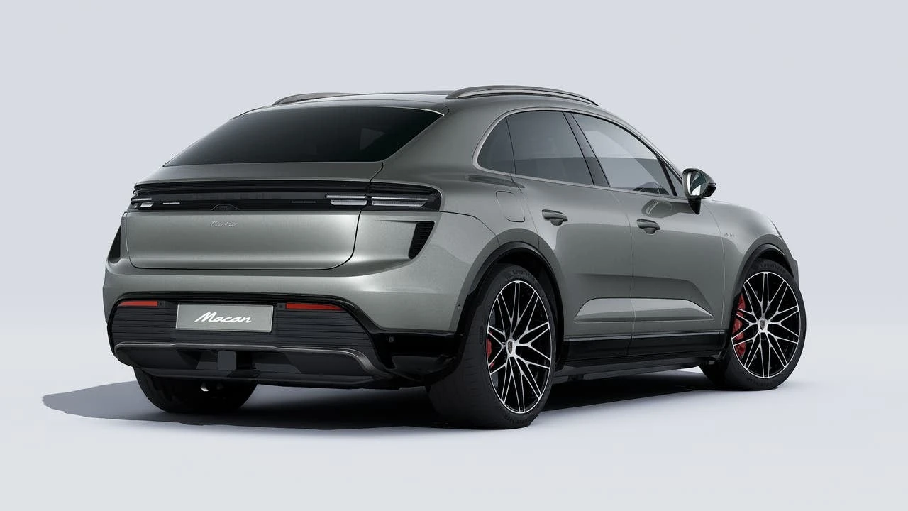 2026 Porsche Macan Electric - Image 9 of 14