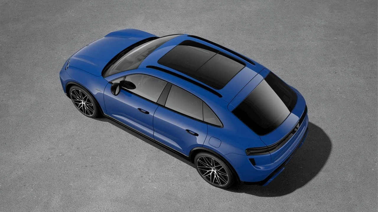 2026 Porsche Macan Electric - Image 4 of 10