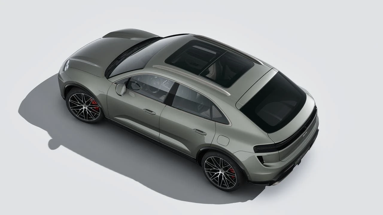 2026 Porsche Macan Electric - Image 4 of 14