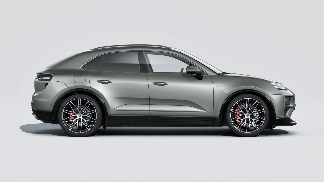 2026 Porsche Macan Electric - Image 6 of 14