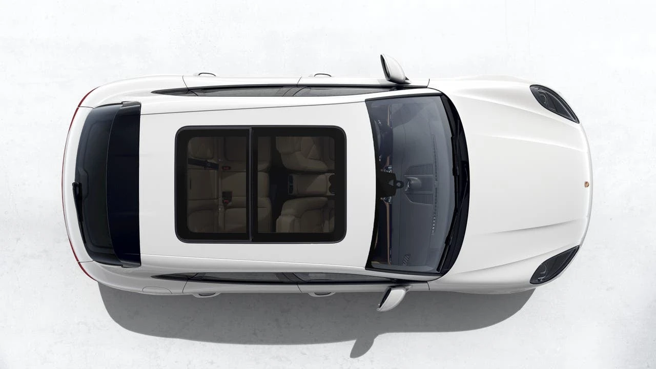 2026 Porsche Macan - Image 5 of 10
