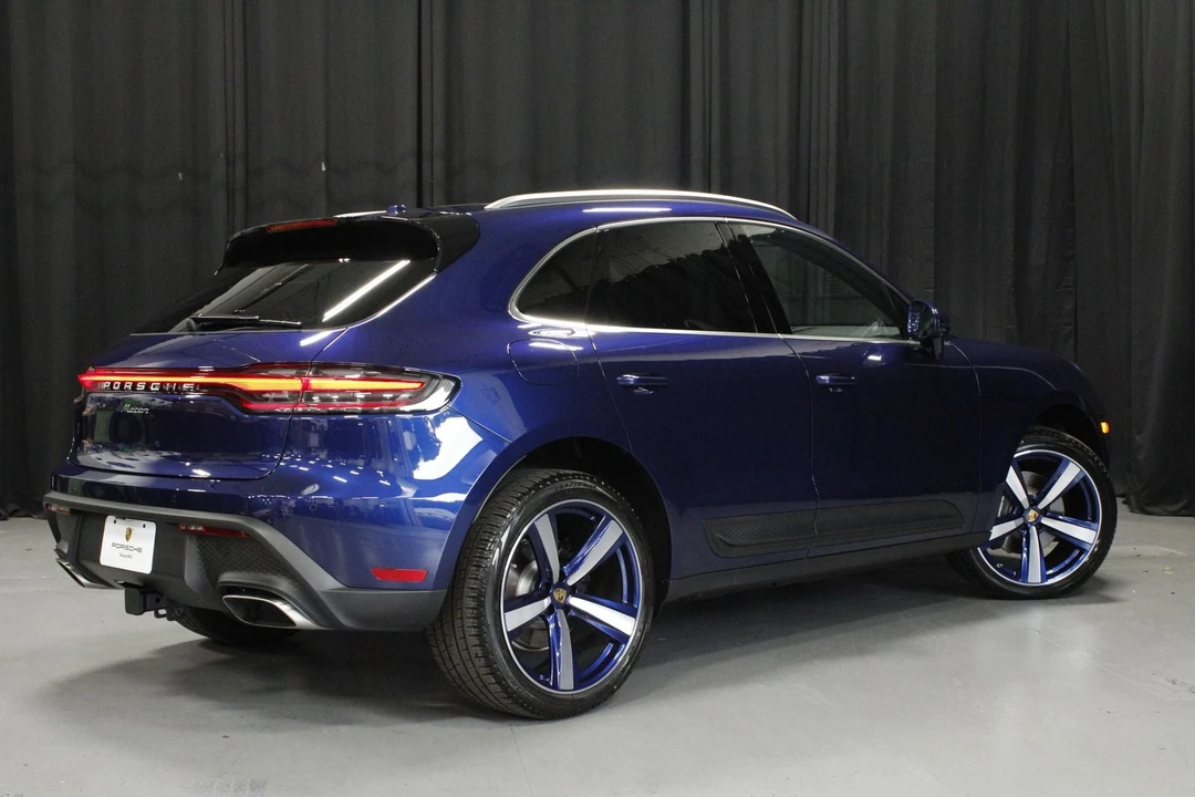 2026 Porsche Macan - Image 5 of 31