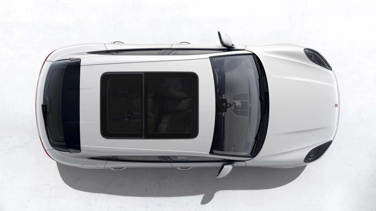 2026 Porsche Macan - Image 5 of 10