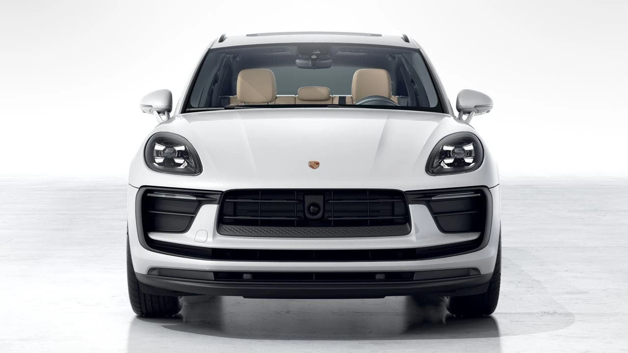 2026 Porsche Macan Electric - Image 8 of 10