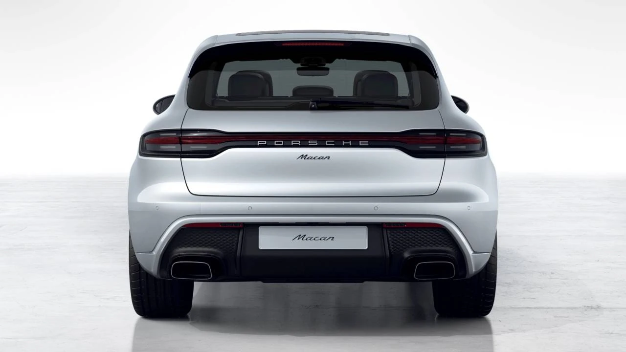 2026 Porsche Macan - Image 7 of 10