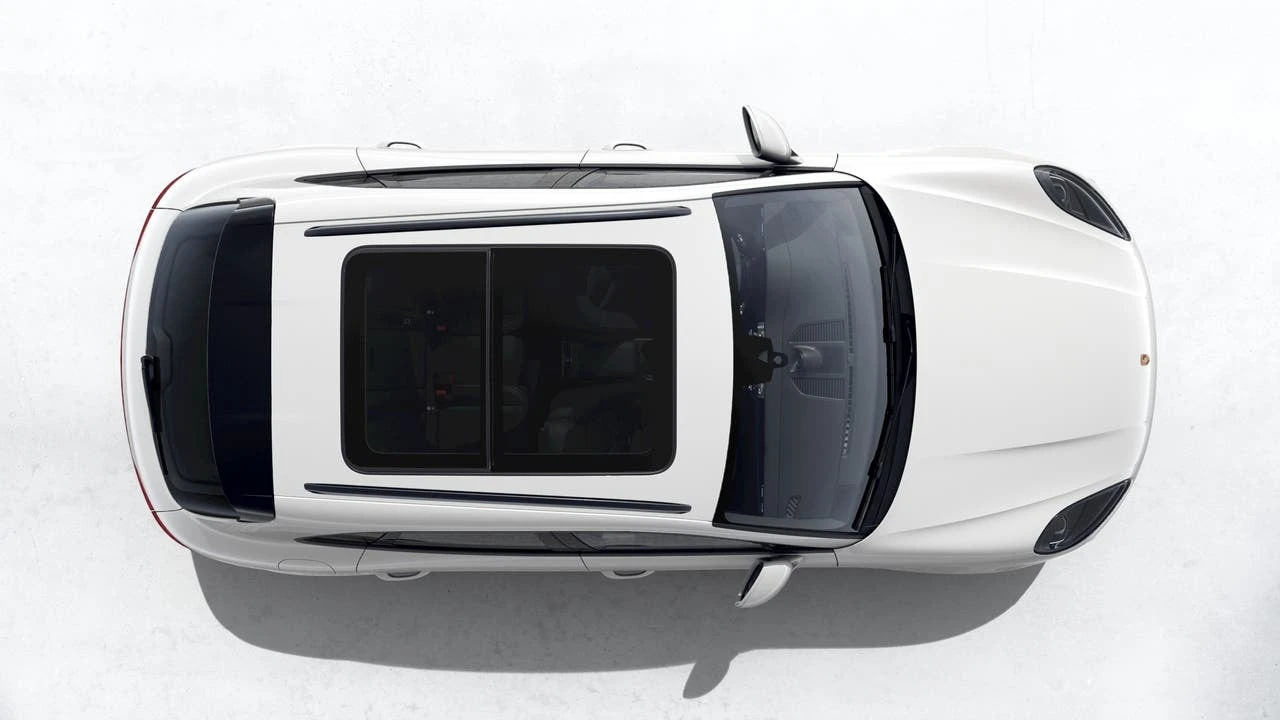 2026 Porsche Macan - Image 5 of 10