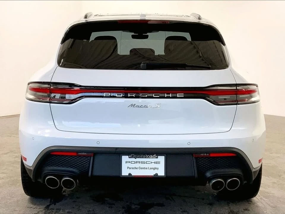 2026 Porsche Macan Electric - Image 6 of 20