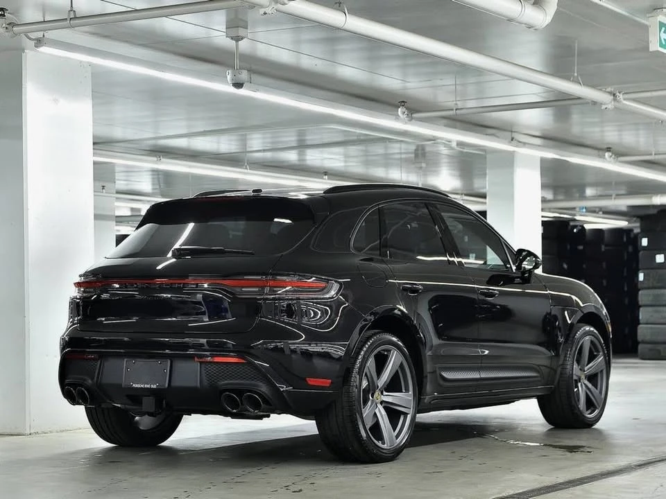 2026 Porsche Macan Electric - Image 3 of 4