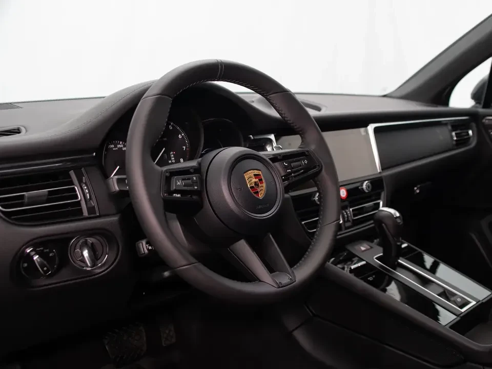 2026 Porsche Macan Electric - Image 2 of 20