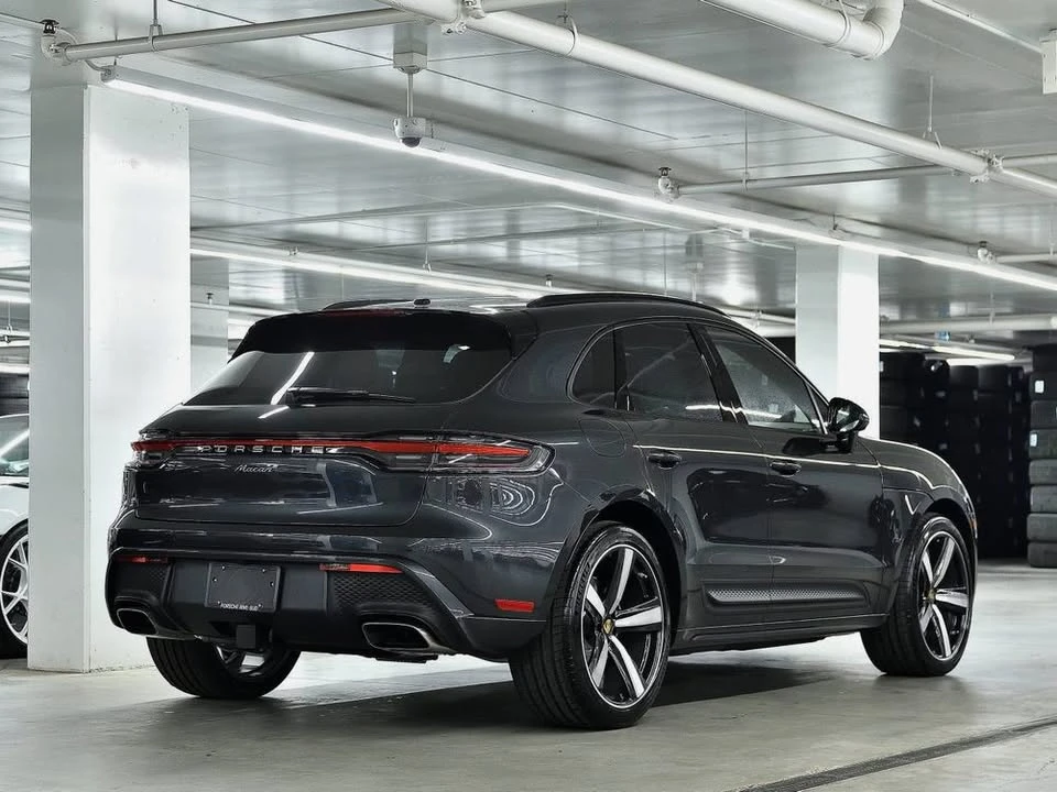 2026 Porsche Macan Electric - Image 3 of 4
