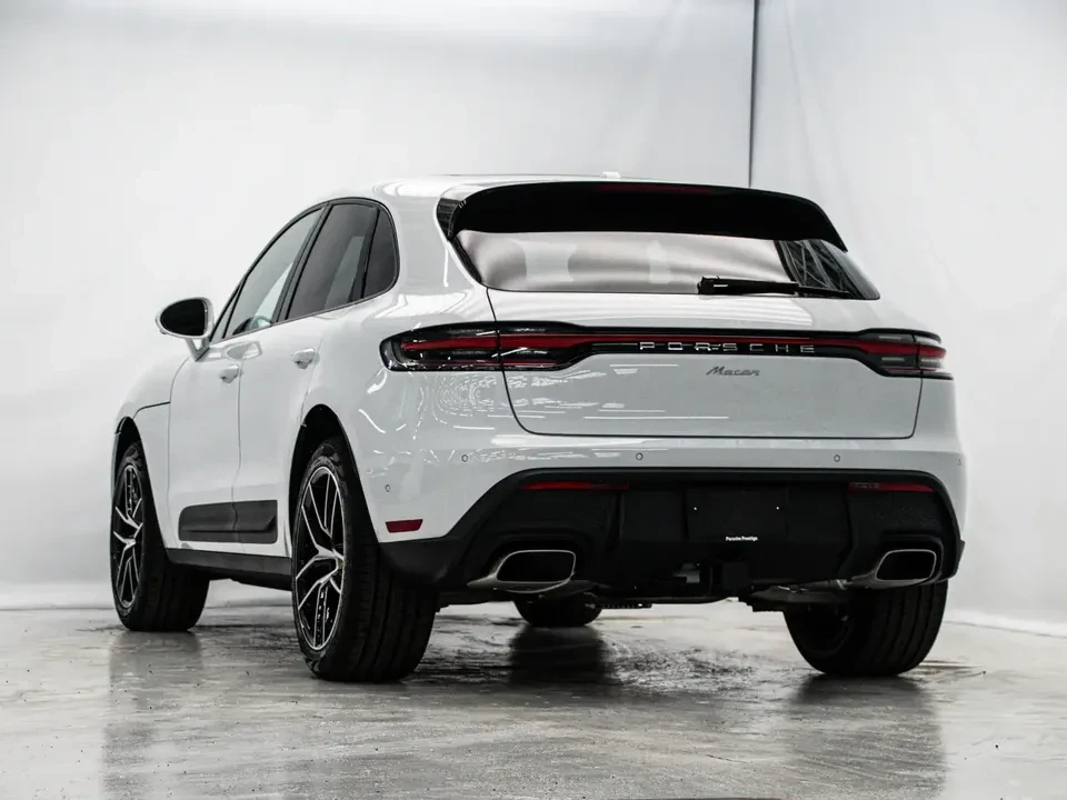 2026 Porsche Macan Electric - Image 5 of 20