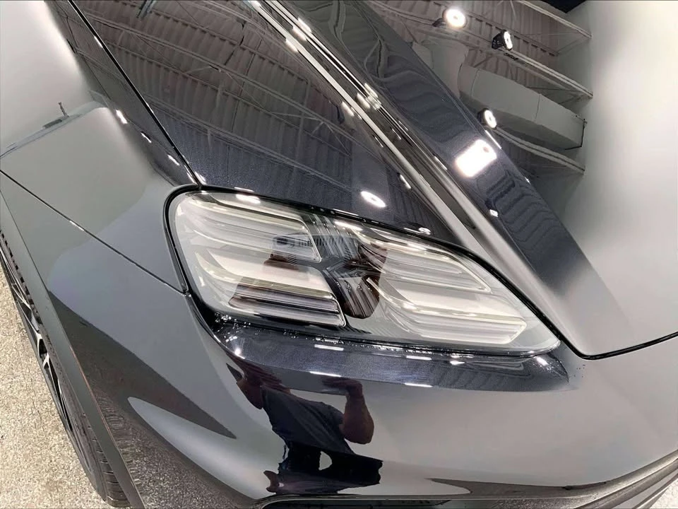 2026 Porsche Macan Electric - Image 11 of 20