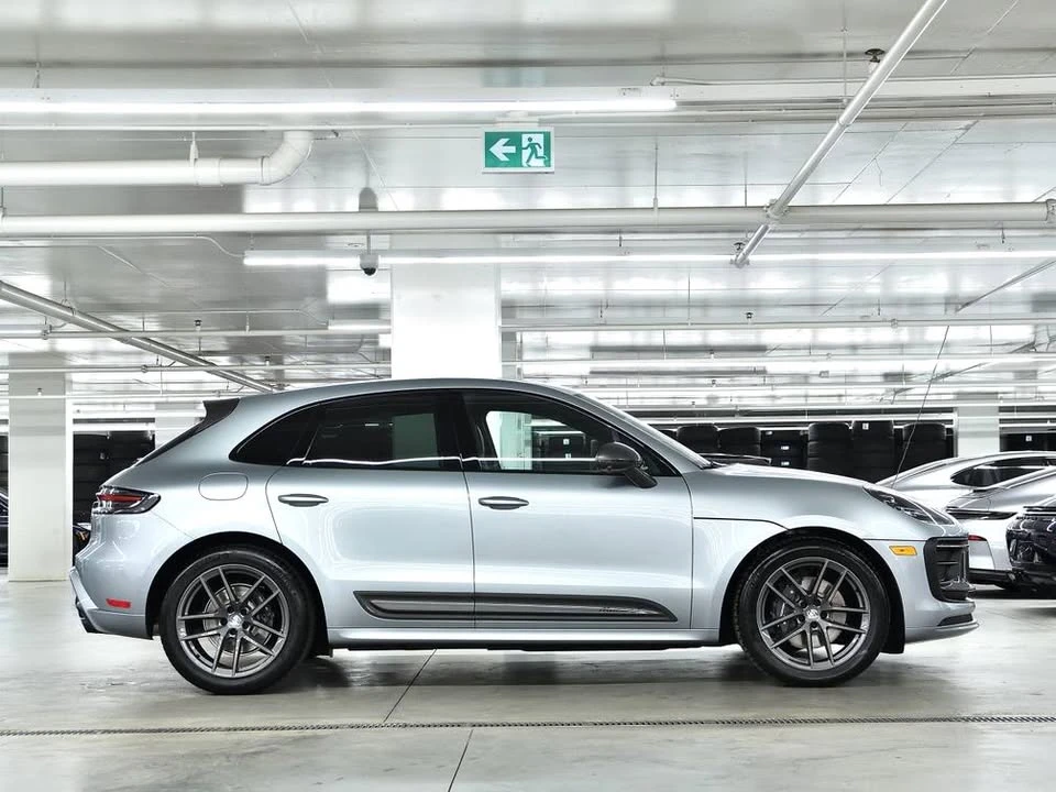 2026 Porsche Macan Electric - Image 2 of 4