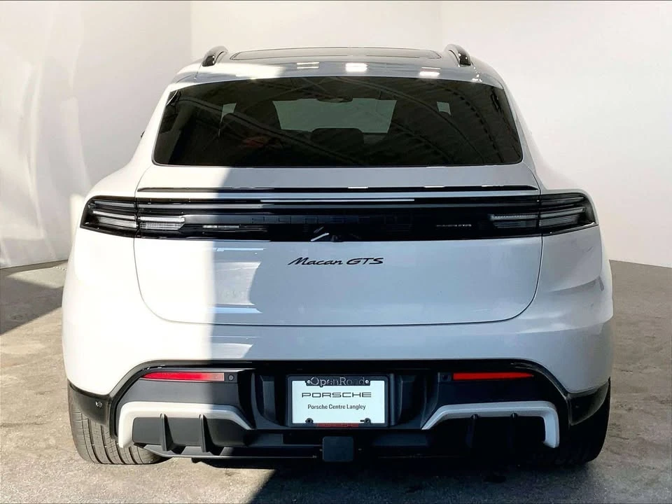 2026 Porsche Macan Electric - Image 6 of 20