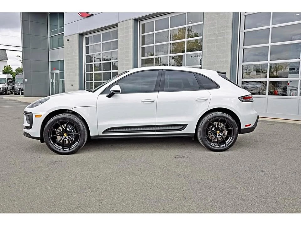 2026 Porsche Macan Electric - Image 5 of 19
