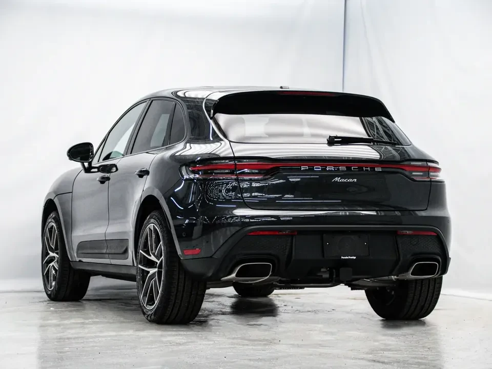 2026 Porsche Macan Electric - Image 5 of 20