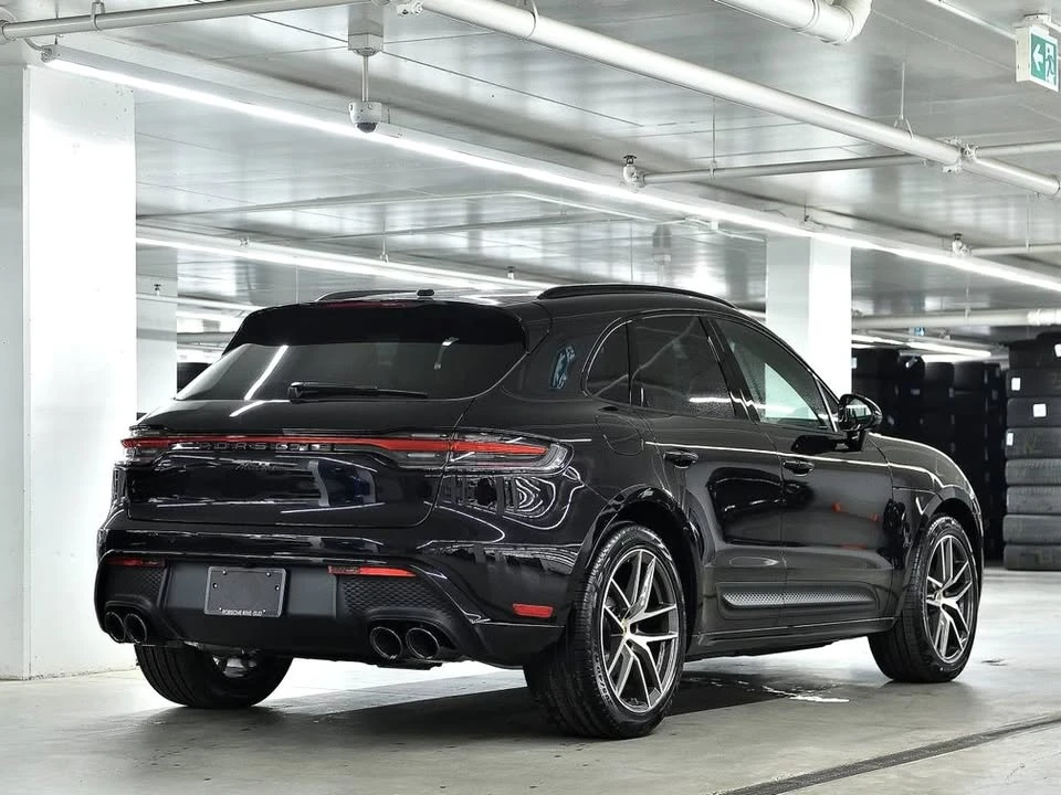 2026 Porsche Macan Electric - Image 3 of 4